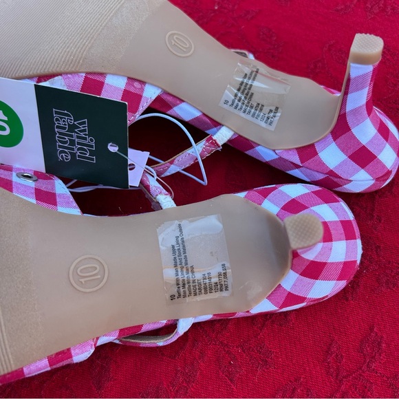 Nwt Wild Fable - Women's Lysandra Gingham Eyelet Kitten Heels - size 10 spring - Picture 6 of 7